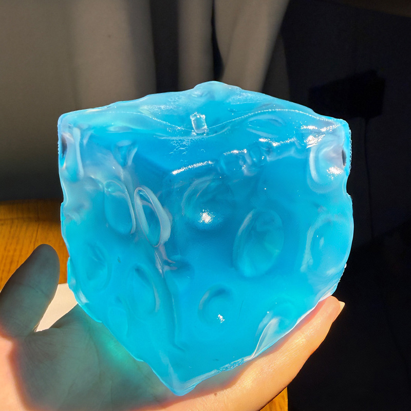 كرة ضغط شفافة على شكل جبنة، نا - مراجعة Crystal Growing Kit وسعره
