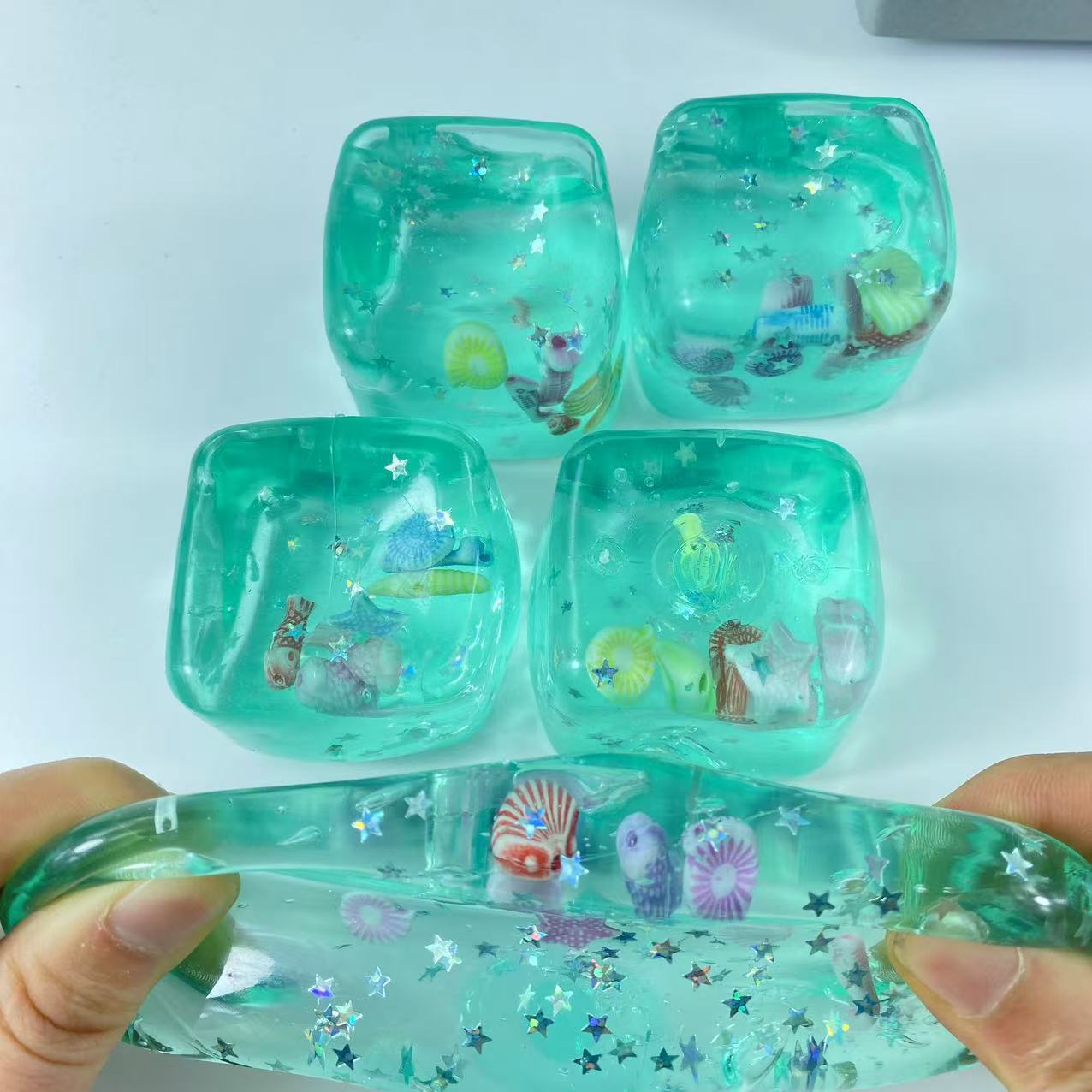 كرة ضغط مائية من المالتوز للبا - مراجعة Crystal Growing Kit وسعره